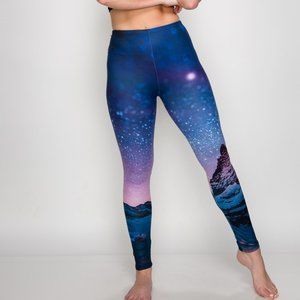 Mountain Galaxy Leggings- NWT | PLUS (12-22)